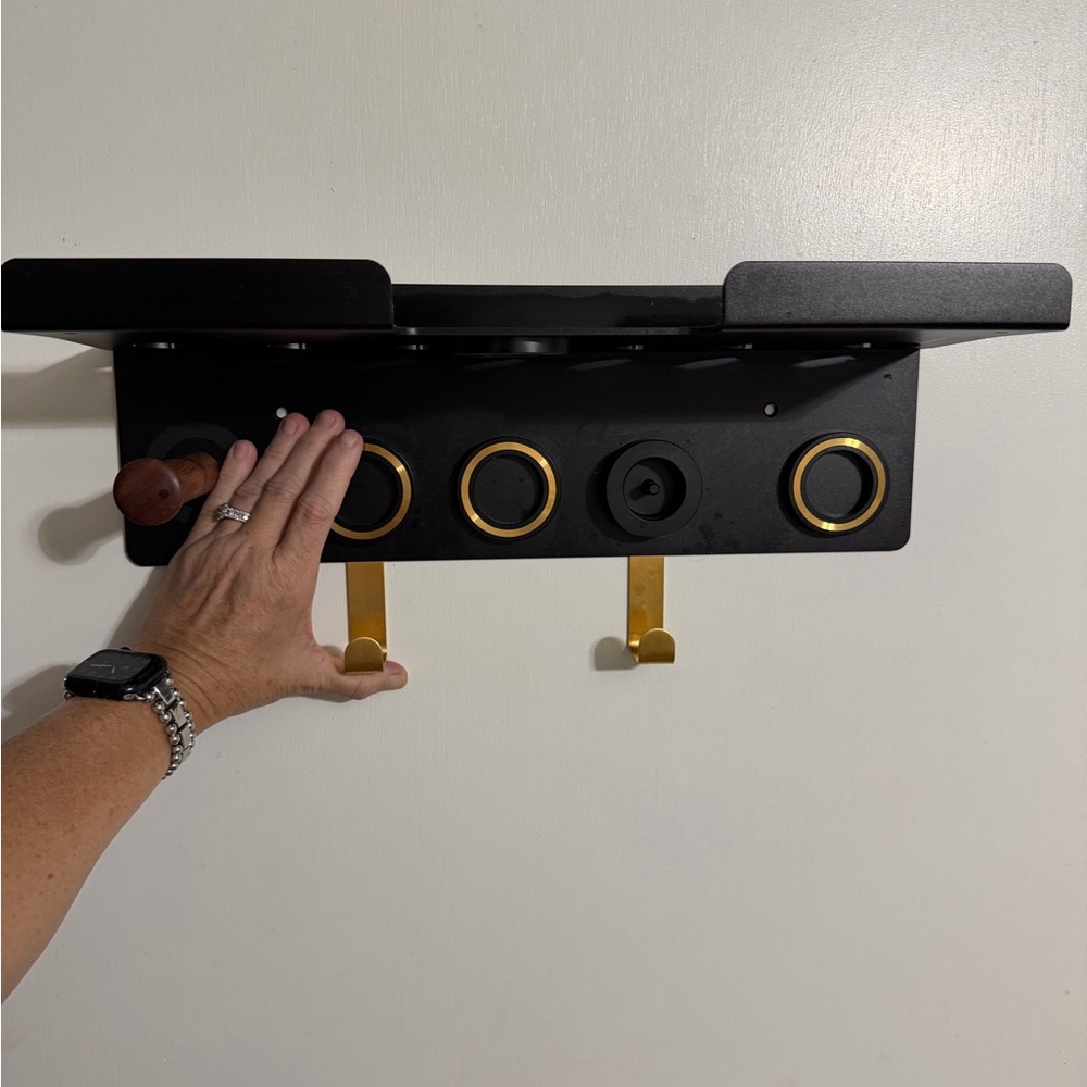 Dyson Air wrap and Blow Dryer Black and Gold Wall-Mount